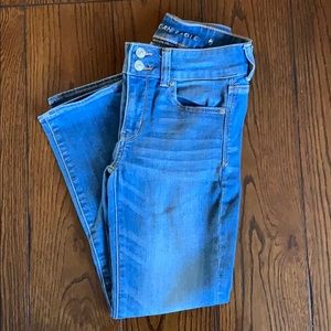 American Eagle NE(X)T LEVEL STRETCH Cropped Jeans